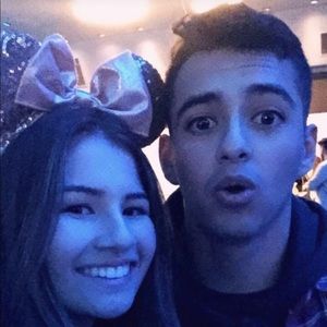 Meet your Posher, Ernesto